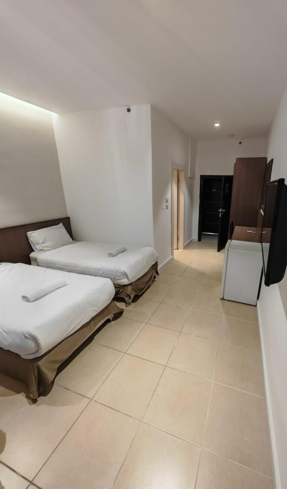 New Metropole Hotel - Baitulmaqdis Luaran gambar