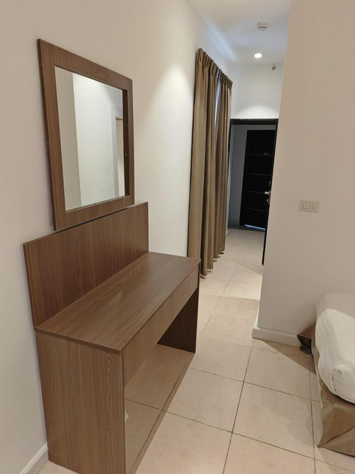 New Metropole Hotel - Baitulmaqdis Luaran gambar