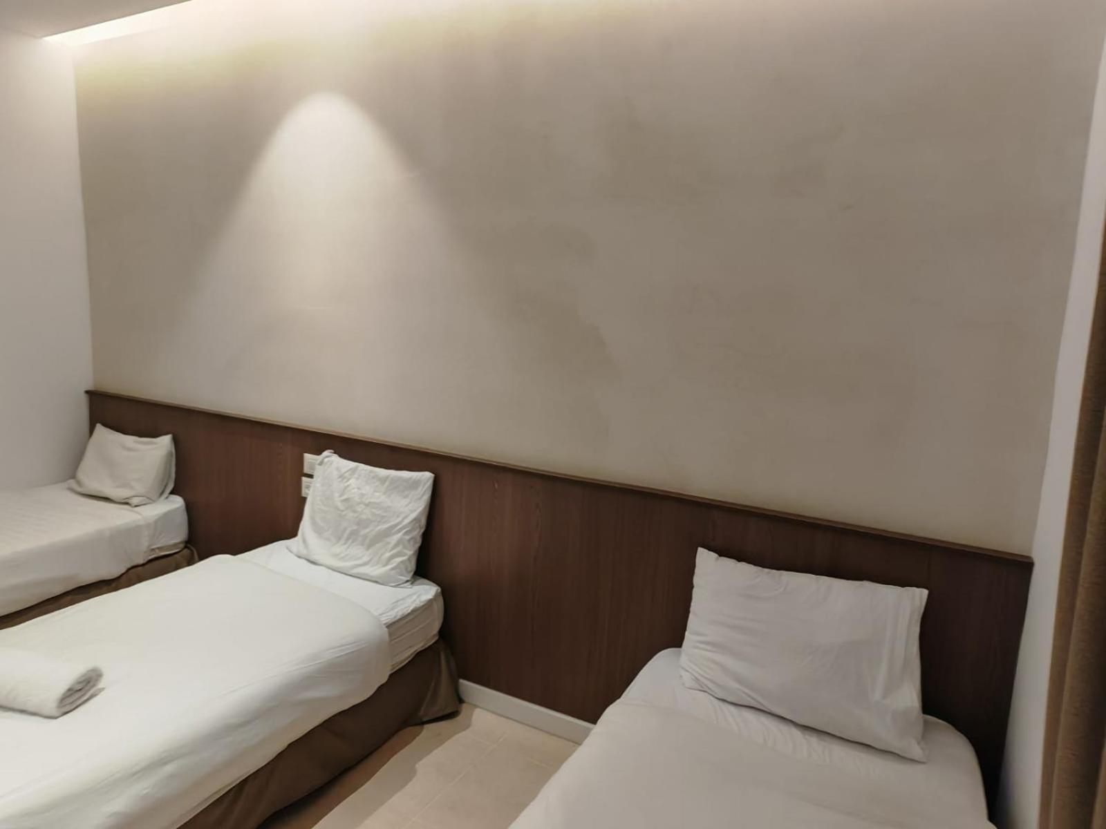 New Metropole Hotel - Baitulmaqdis Luaran gambar