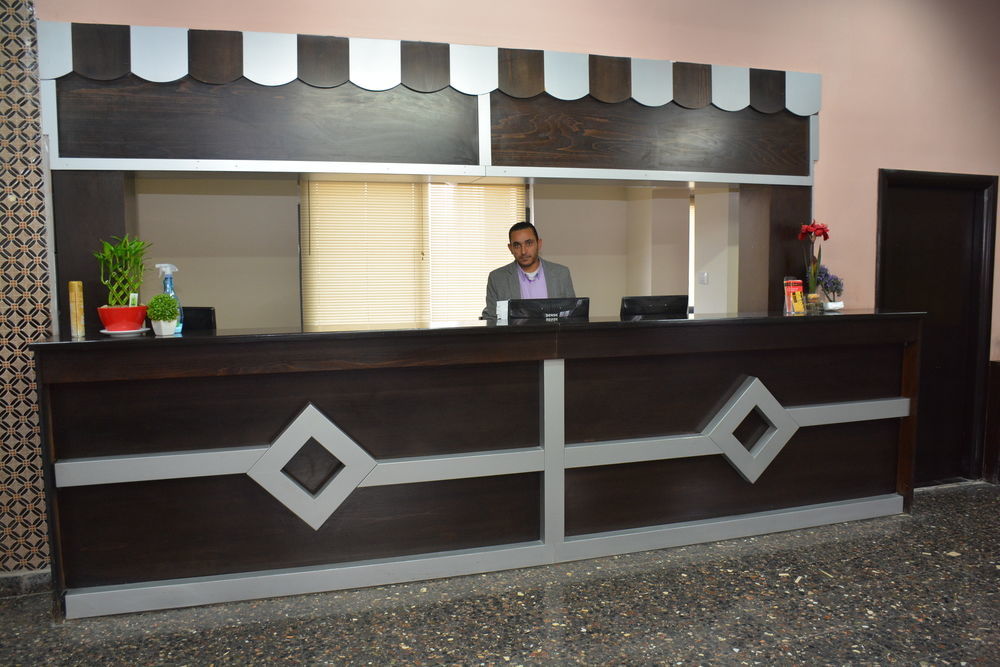 New Metropole Hotel - Baitulmaqdis Luaran gambar